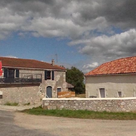 L'Oratori : Chambre La Gabarre Serignac  Exterior foto